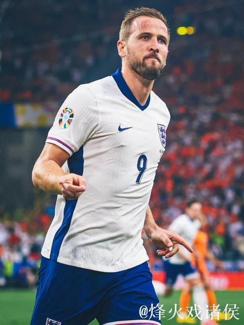 英格兰球员身价TOP10出炉:贝林厄姆领跑,埃泽跻身前十 英格兰球员身价TOP10出炉:贝林厄姆领跑,埃泽跻身前十